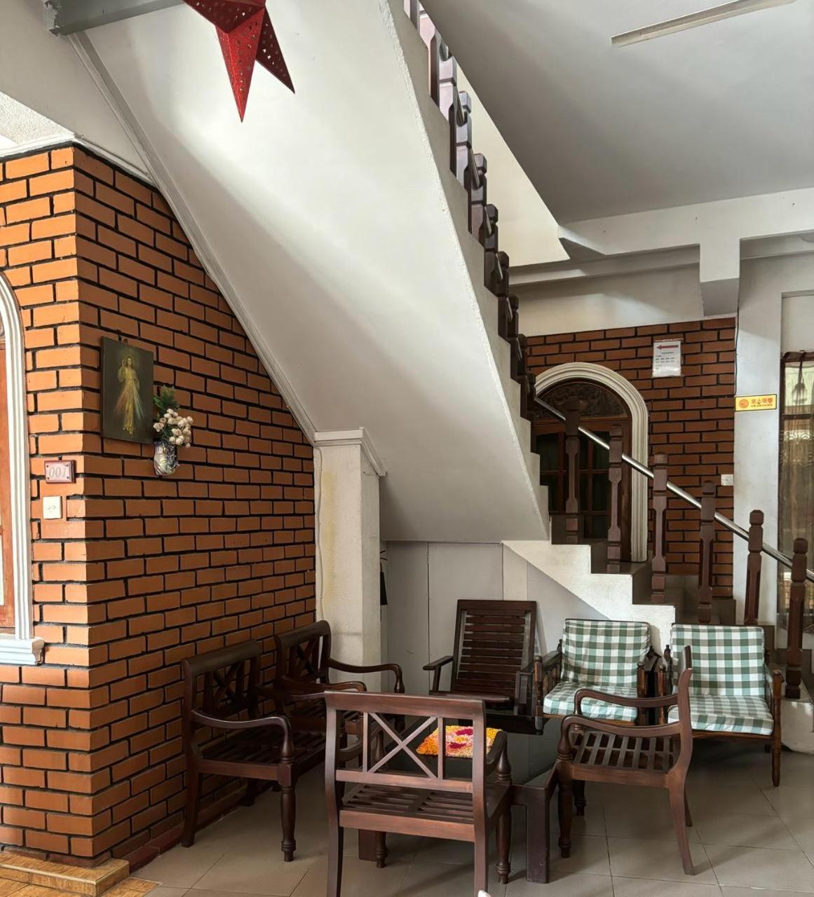 Village Inn Resort Негомбо Екстериор снимка