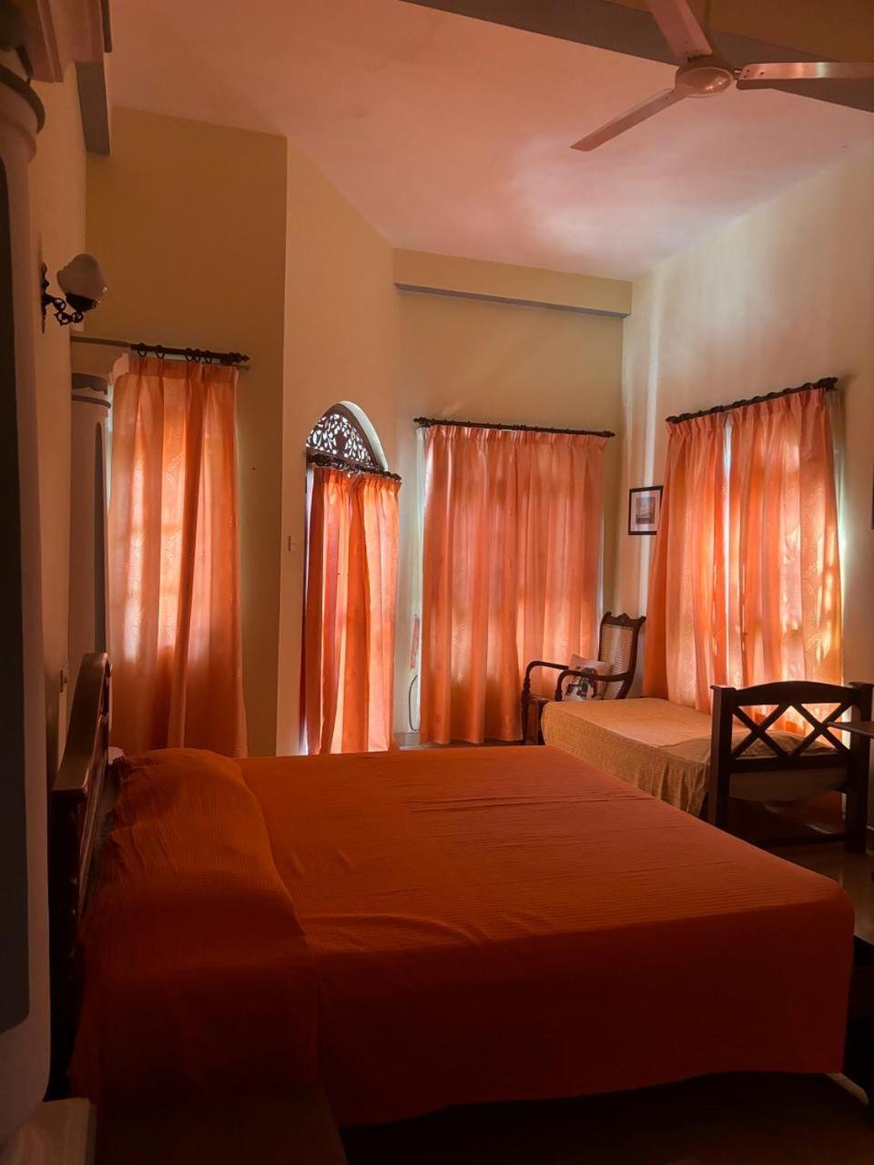Village Inn Resort Негомбо Екстериор снимка